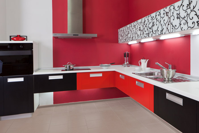 Zweifarbige Wand in der Küche